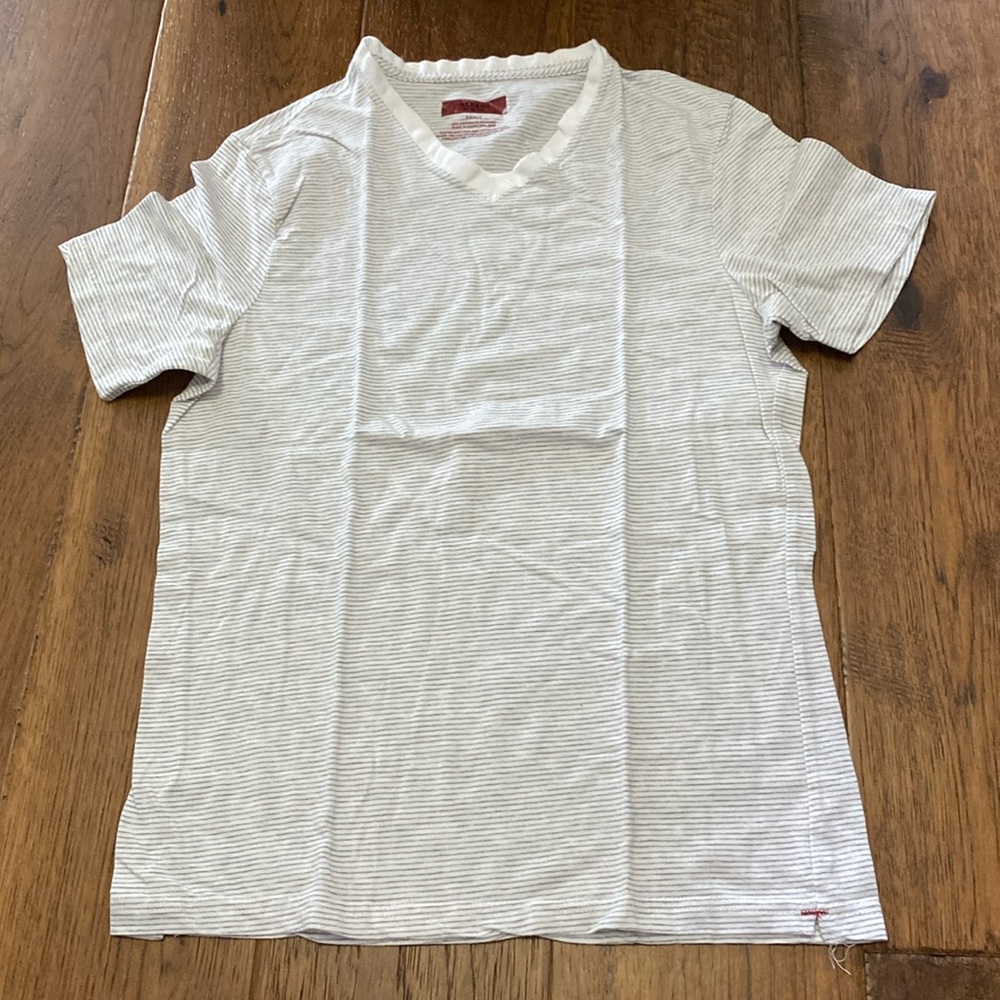Alfani slim fit v neck striped shirt